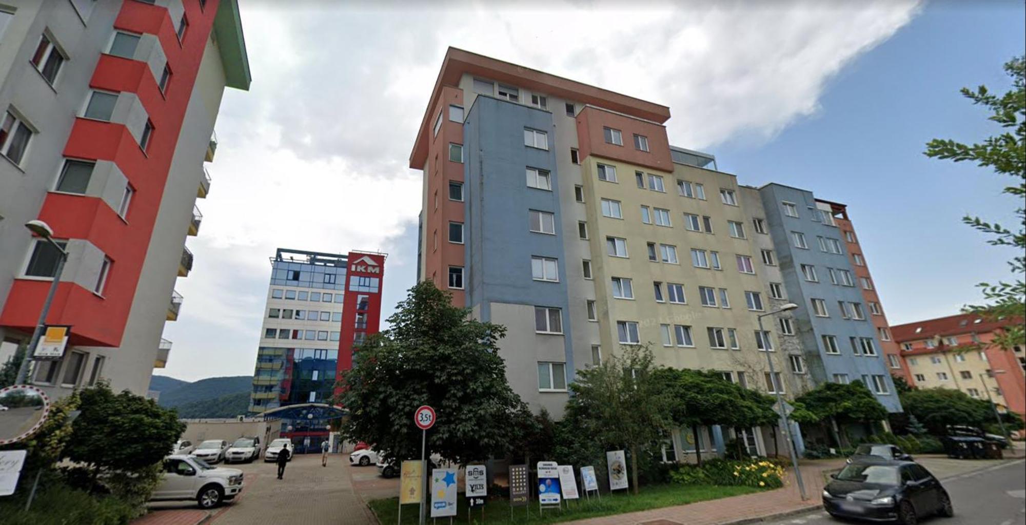 Alure Residences 3 & 24H Self Check-In, Parking In The Garage In The Apartment Building Included, New Building, Terrace, Green Location With A Forest Park With A Lake, Children'S Playground Банска-Бистрица Экстерьер фото